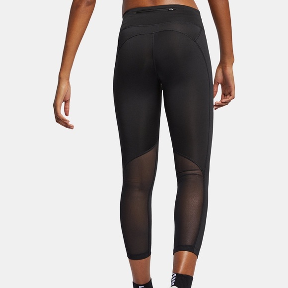 NWT Nike women’s Capri leggings - Picture 2 of 8